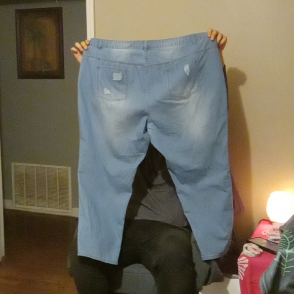 Jeans - Picture 2 of 7